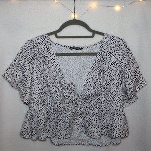 Black and White Cropped Top